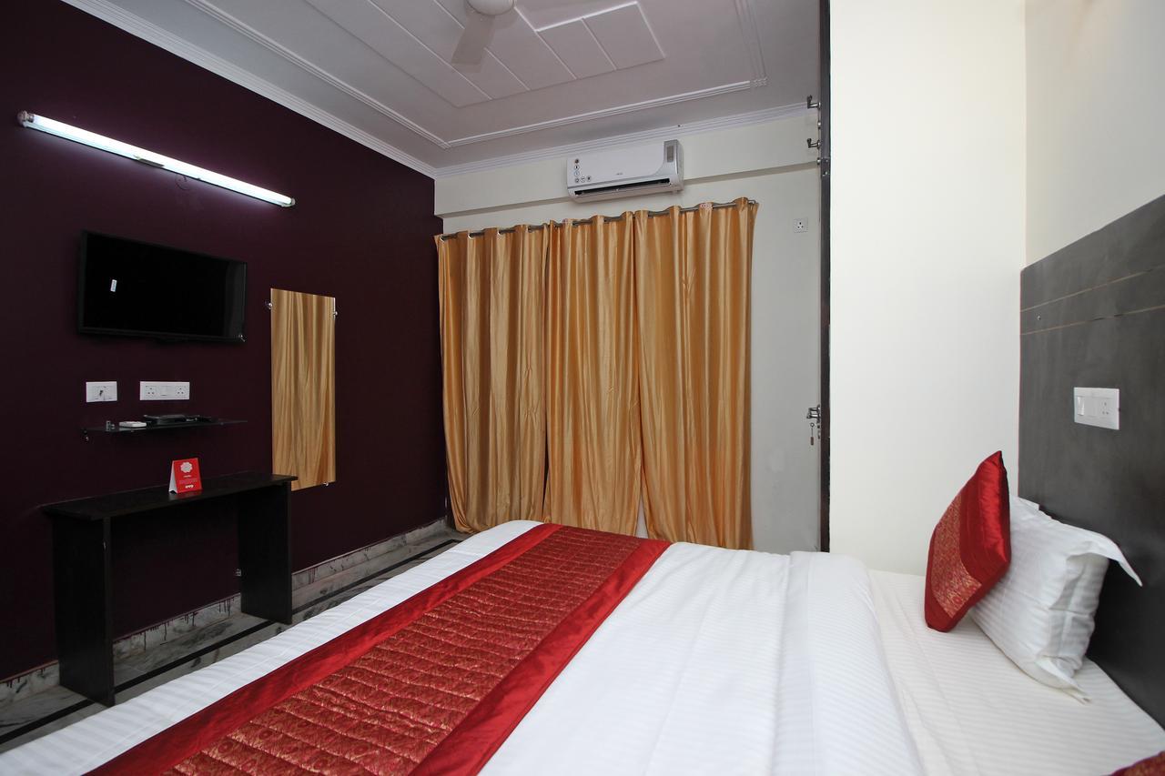 Oyo 9192 Hotel Raghav Residency Нойда Экстерьер фото