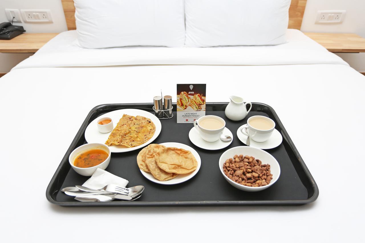 Oyo 9192 Hotel Raghav Residency Нойда Экстерьер фото
